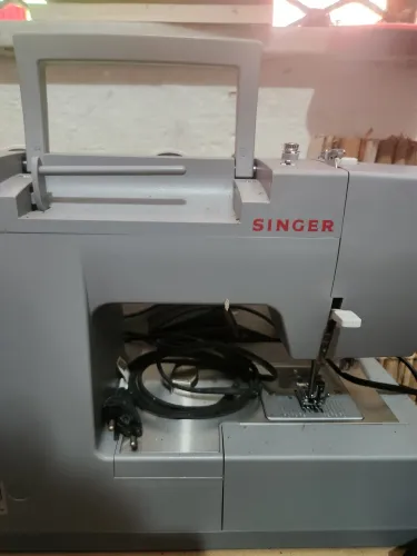 Máquina de costura Singer Facilita pro