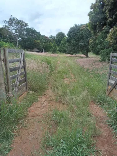 Chácara 5.000m² em Águas Lindas-GO, perto do centro, shopping e bairro em expansão