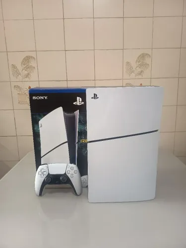 PlayStation 5 - PS5 slim 1tb impecável