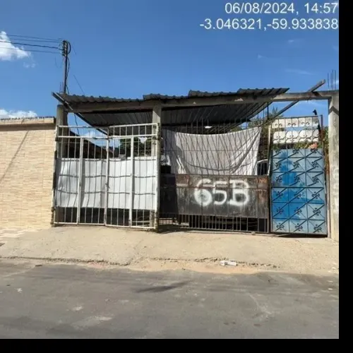 Casa no Jorge Teixeira com 2 Quartos, Varanda e 69m² de Área Privativa