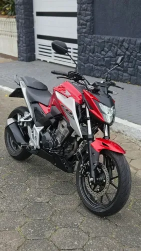 Honda CB 300F Twister 2026