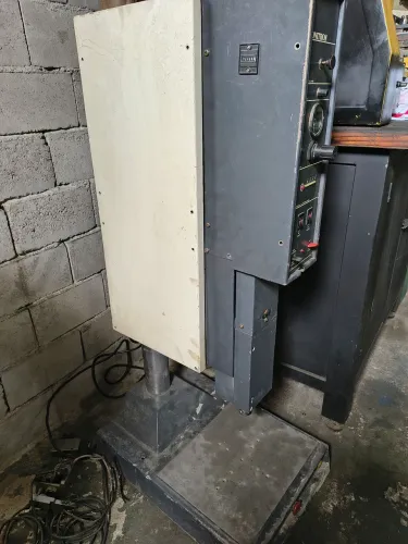 Máquina de solda ultrassom 