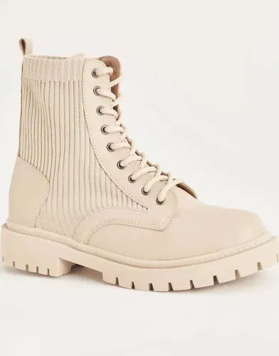 Bota em Floater e Tricot - Bege