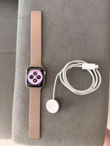 Apple Watch Series 8 (GPS) 45mm Case - Aluminium <br>45 mm Case - Aluminium