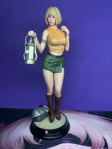 Resident Evil  Ashley 1/6 SOMENTE POR ENCOMENDA 