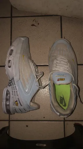 Tênis Nike tn