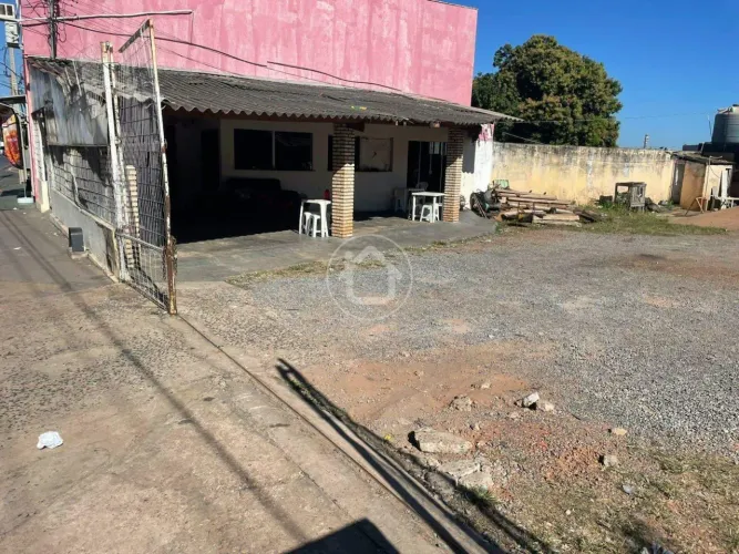 TERRENO E LAVA JATO