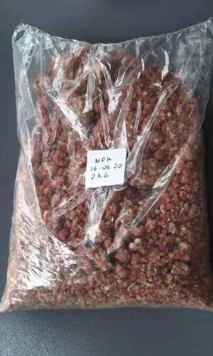 Adubo NPK 16-06-20 - Fertilizante para Plantas, Hortas e Jardins
