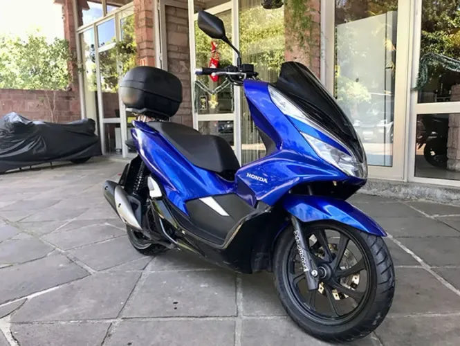 Honda PCX 150 Scooter
