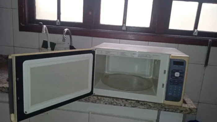 Forno microondas Grande 
