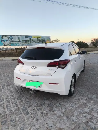 Hyundai HB20 C.style/c.plus 1.6 Flex 16V Aut. 2014