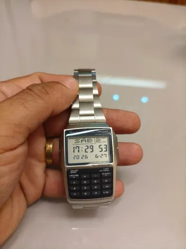 Relógio Cássio original com calculadora