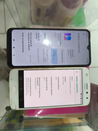 Moto z2play e um redmi9a