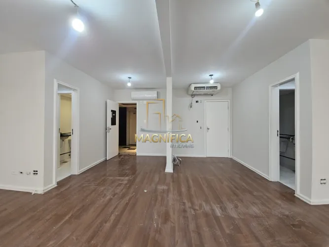 Sala Comercial - Centro Cívico.Que tal montar sua empresa em um magnífico imóvel localizad