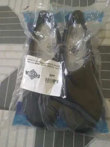 Sapato(bota)antiderrapante