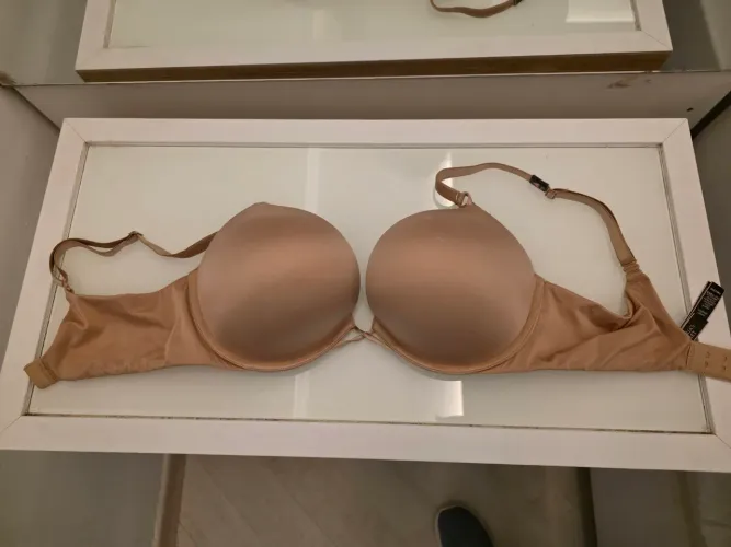 Sutiã Victoria's Secret original nude - nunca usado - Tam. 34D/DD