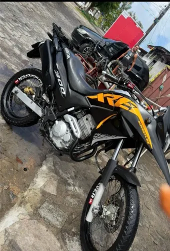 XRE 300