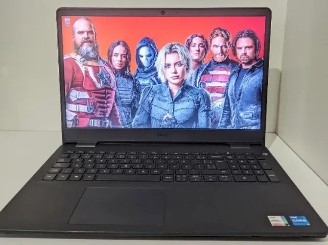 Notebook Dell Vostro i5-1135G7 Iris Xe 8GB (42 Dias de Uso)