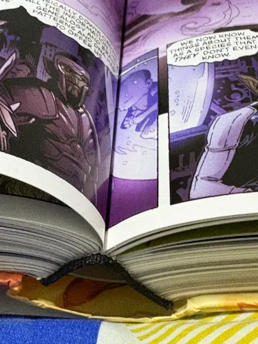 Secret invasion omnibus usado