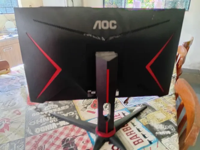 Monitor com defeito