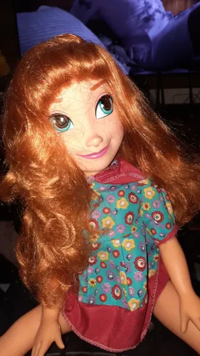 BONECA ANNA FROZEN