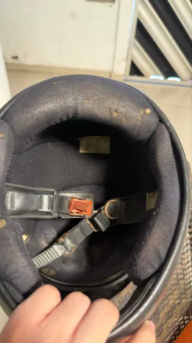 Capacete quebra galho