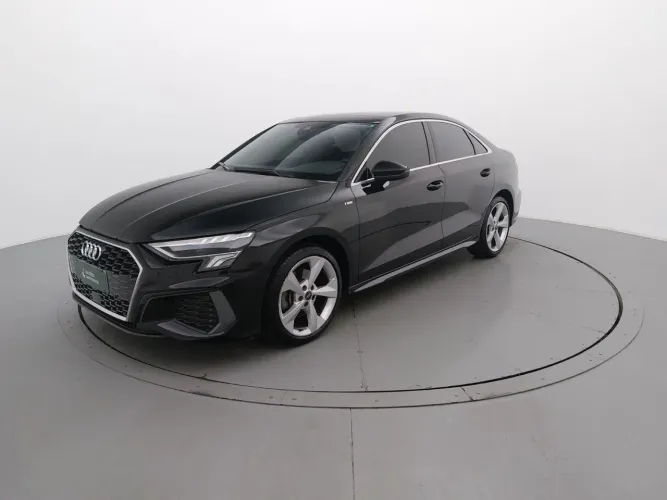 Audi A3 Sedan S-line 2.0 TFSI S-tronic 2024