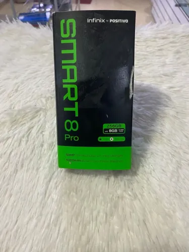 Vendo celular infinix (lacrado na caixa) 256 GB de armazenamento.