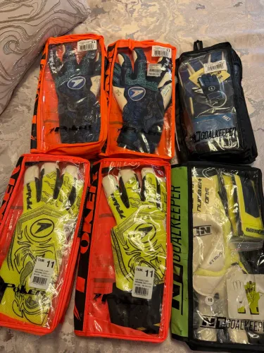 Luvas de goleiro oficial (valor por par)