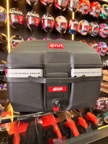 Baú Givi 27 litros *A PRONTA ENTREGA NA LOJA*