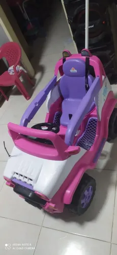 Jeep infantil seminovo