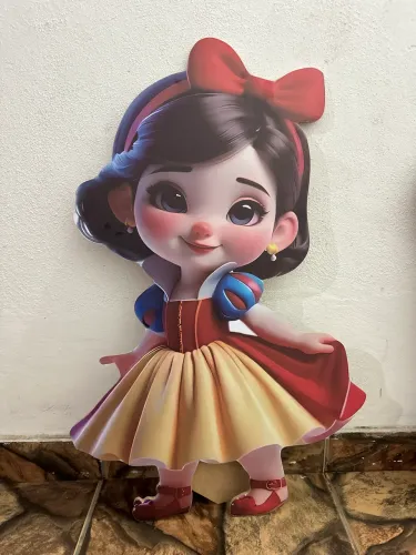 Display de chão da Branca de Neve baby