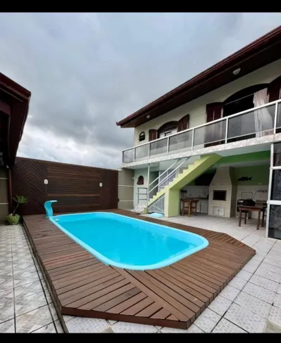 Casa pra temporada em Santa Terezinha pontal