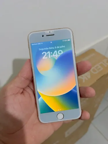 iPhone 8
