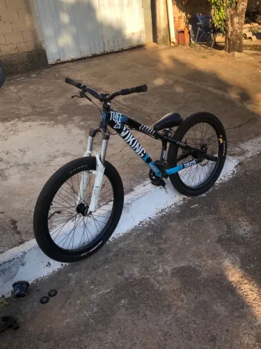 Quadro vikingx tuff 25 azul e preto a venda !