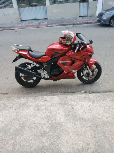 Vendo moto ou troco em carro