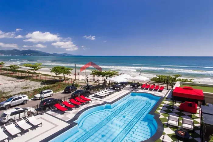 Apartamento em Rua 313 - Meia Praia - Itapema/SC