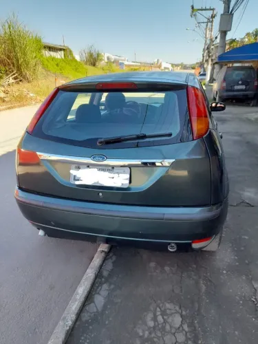 Ford Focus 1.6 S/se/se Plus Flex 8v/16v 5P 2004