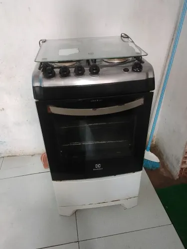 Vende-se fogão