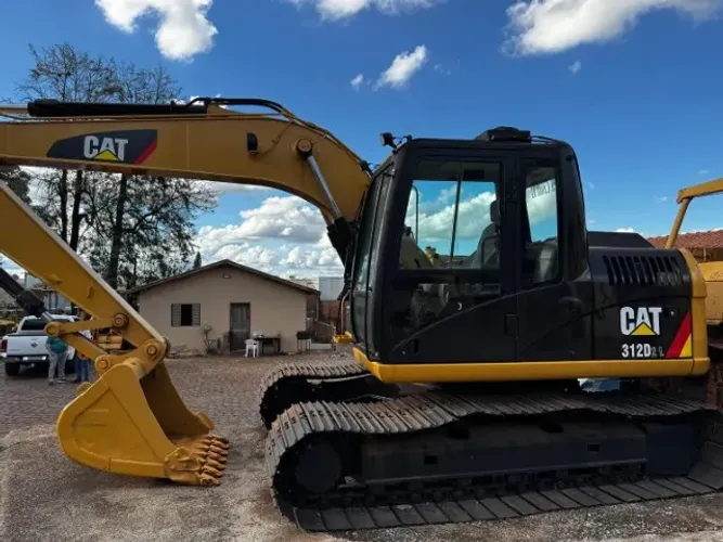 Vende-se Escavadeira Hidráulica 312D2L ano: 2016 - Único Dono! 