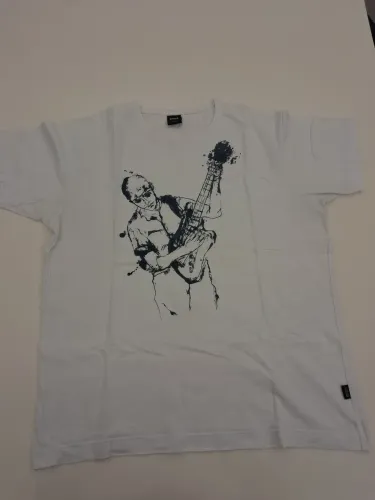 Camiseta Hugo Boss BOSS Regular Fit Branca - Estampa Guitarrista