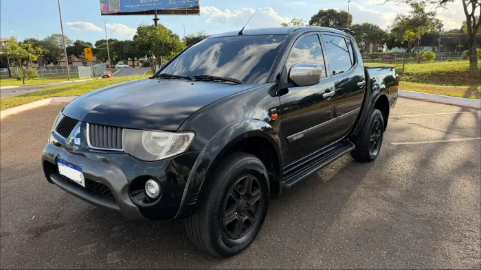 Mitsubishi L200 Triton HPE 3.2 CD TB Int.diesel AUT 2010