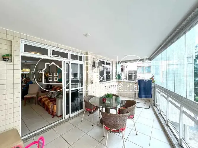 Apartamento : Padrão / Residencial / Recreio dos Bandeirantes
