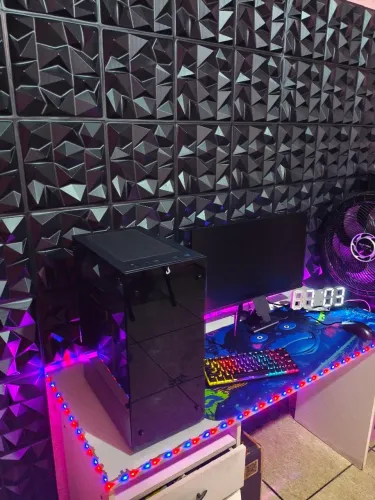 Vende se gabinete RISE MODE