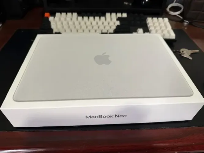 (Oportunidade) Macbook Neo 256GB Silver - Lacrado 1 ano de garantia