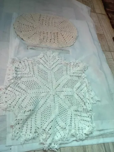 R$40 Enfeites de Mesa bordados de Linha. Novos