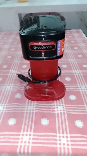 Cafeteira Cadence 