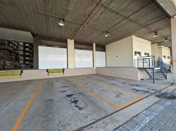 GALPÃO INDUSTRIAL E LOGÍSTICO PARA LOCAÇÃO | 1.350 m² | SUMARÉ/SP