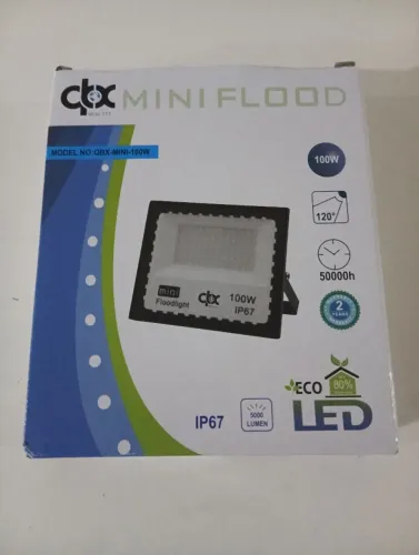 Refletor de led 100w novo na caixa