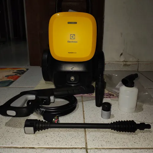 Vendo Lavadora de Alta Pressão, Condição Nova!